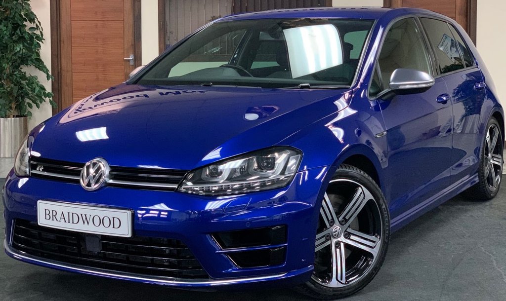 View our VOLKSWAGEN GOLF