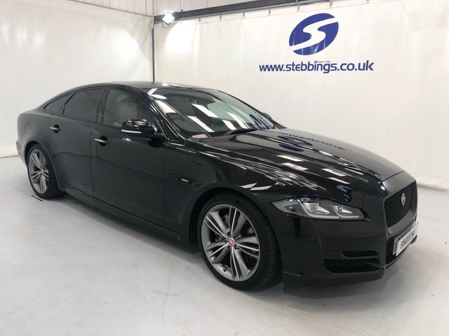 2016 16 JAGUAR XJ 3.0 D V6 R-SPORT 4d 296 BHP