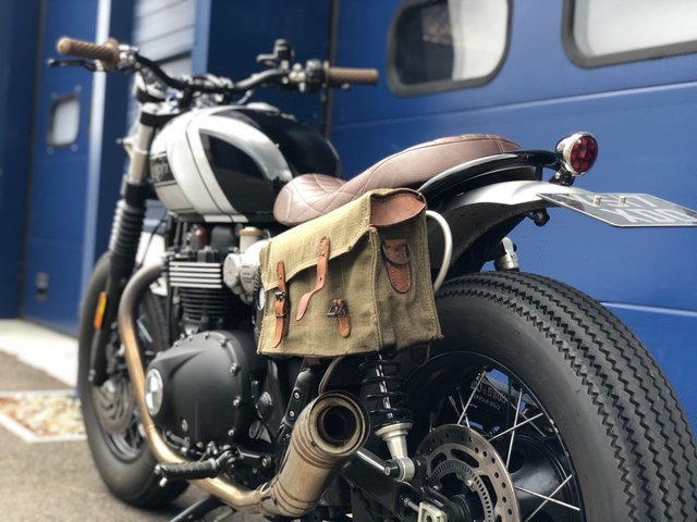 2017 17 Triumph Bonneville 1200cc // BLACK EDITION // Down & Out Custom Scrambler
