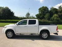 USED 2014 14 TOYOTA HI-LUX 3.0 INVINCIBLE 4X4 D-4D DCB 169 BHP LEATHER SEATS + BLUETOOTH ** NO VAT
