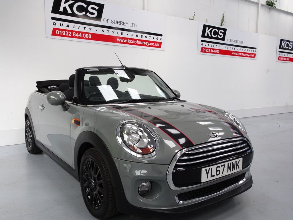 View our MINI CONVERTIBLE