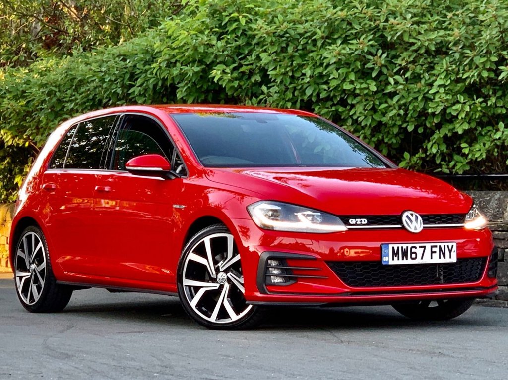 View our VOLKSWAGEN GOLF