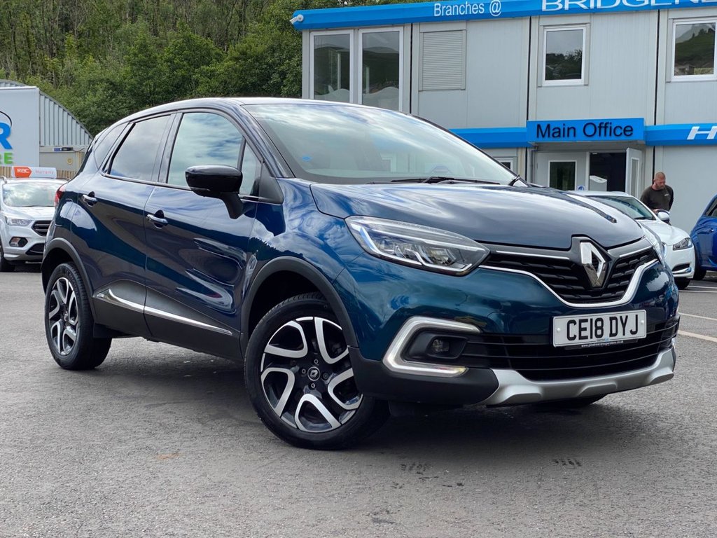 View our RENAULT CAPTUR