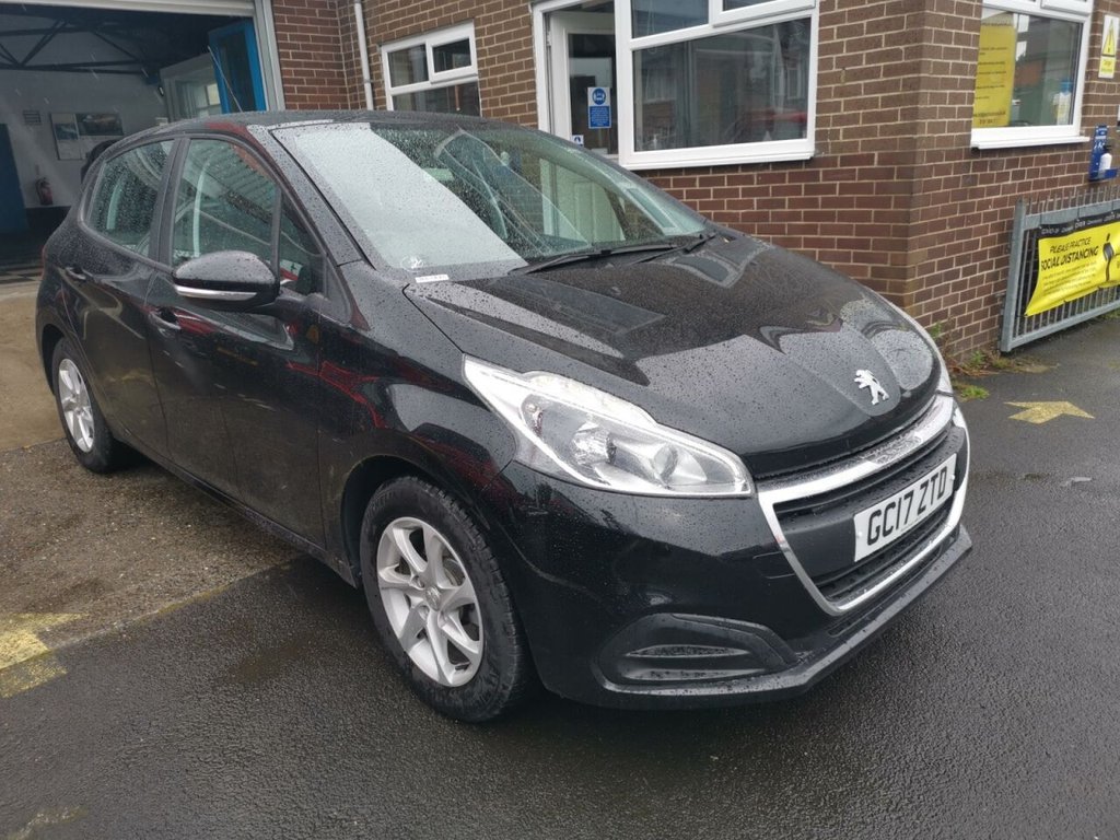 View our PEUGEOT 208