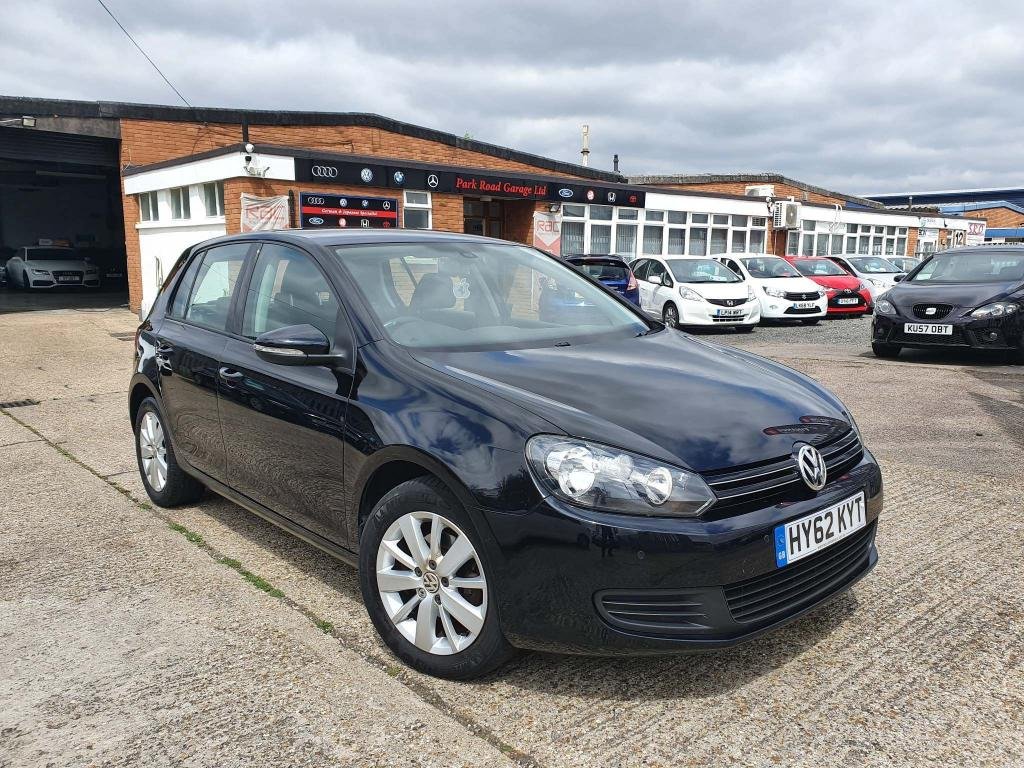 View our VOLKSWAGEN GOLF