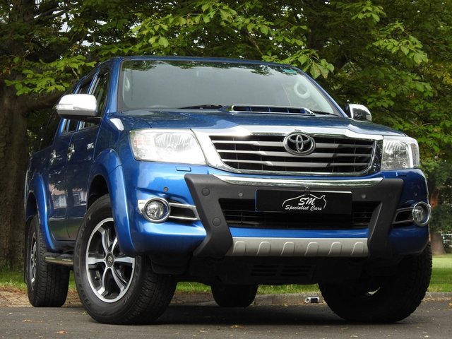 2015 65 Toyota HI-Lux 3.0 INVINCIBLE X 4X4 D-4D DCB 169 BHP