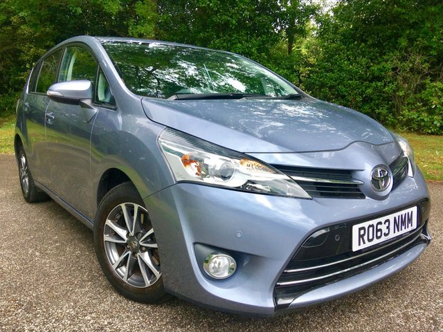 2013 63 Toyota Verso 1.8 VALVEMATIC ICON 5d AUTO 145 BHP 1 FAMILY OWNED / ONLY 19200 MILES
