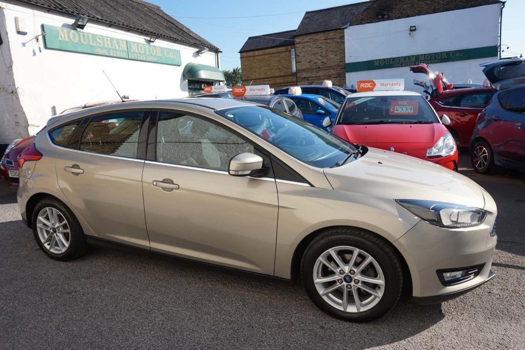 View our FORD FOCUS