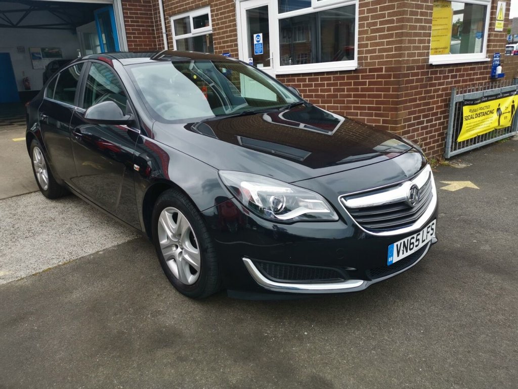 View our VAUXHALL INSIGNIA