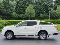 USED 2015 65 MITSUBISHI L200 2.4 DI-D 4X4 BARBARIAN DCB 178 BHP 3 MITSUBISHI DEALER STAMPS IN BOOK