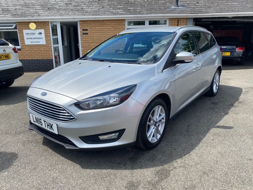 View our FORD FOCUS