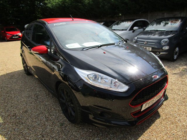 2015 15 Ford Fiesta 1.0 ZETEC S BLACK EDITION ECOBOOST 3d 139 BHP