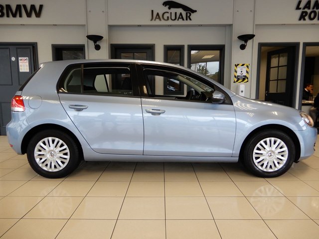 View our VOLKSWAGEN GOLF