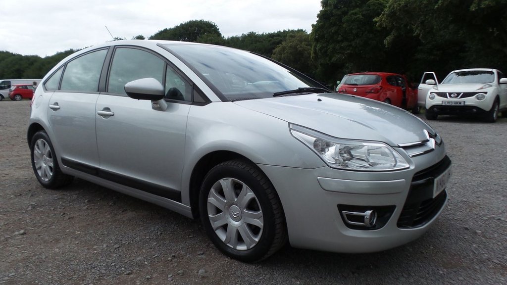 View our CITROEN C4