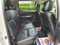 USED 2014 64 TOYOTA HI-LUX 3.0 INVINCIBLE 4X4 D-4D DCB 169 BHP FRONT HEATED SEATS  +  SAT NAV