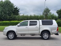 USED 2014 64 TOYOTA HI-LUX 3.0 INVINCIBLE 4X4 D-4D DCB 169 BHP FRONT HEATED SEATS  +  SAT NAV