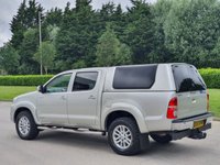 USED 2014 64 TOYOTA HI-LUX 3.0 INVINCIBLE 4X4 D-4D DCB 169 BHP FRONT HEATED SEATS  +  SAT NAV