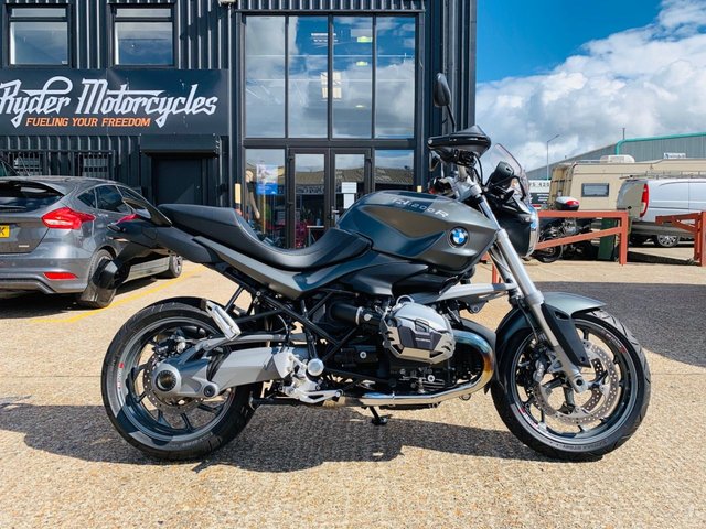 2012 12 BMW R1200r 1170cc