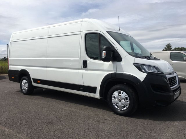 2019 69 Peugeot Boxer 2.0 BLUE HDI 435 L4H2 PROFESSIONAL EURO 6 SAT NAV