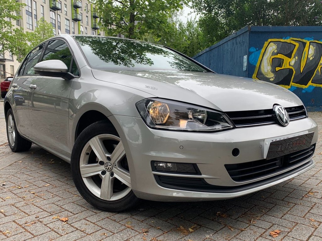 View our VOLKSWAGEN GOLF