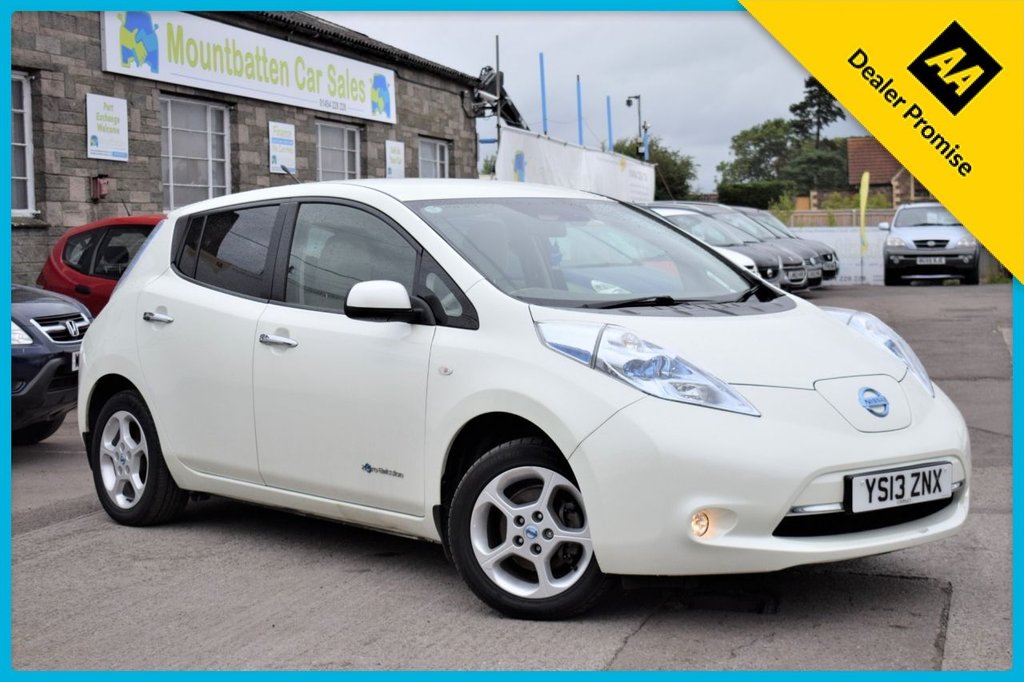 View our NISSAN LEAF