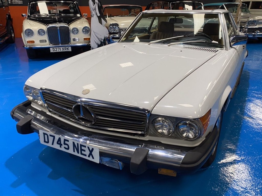 28+ Mercedes Benz Glasgow Govan Background