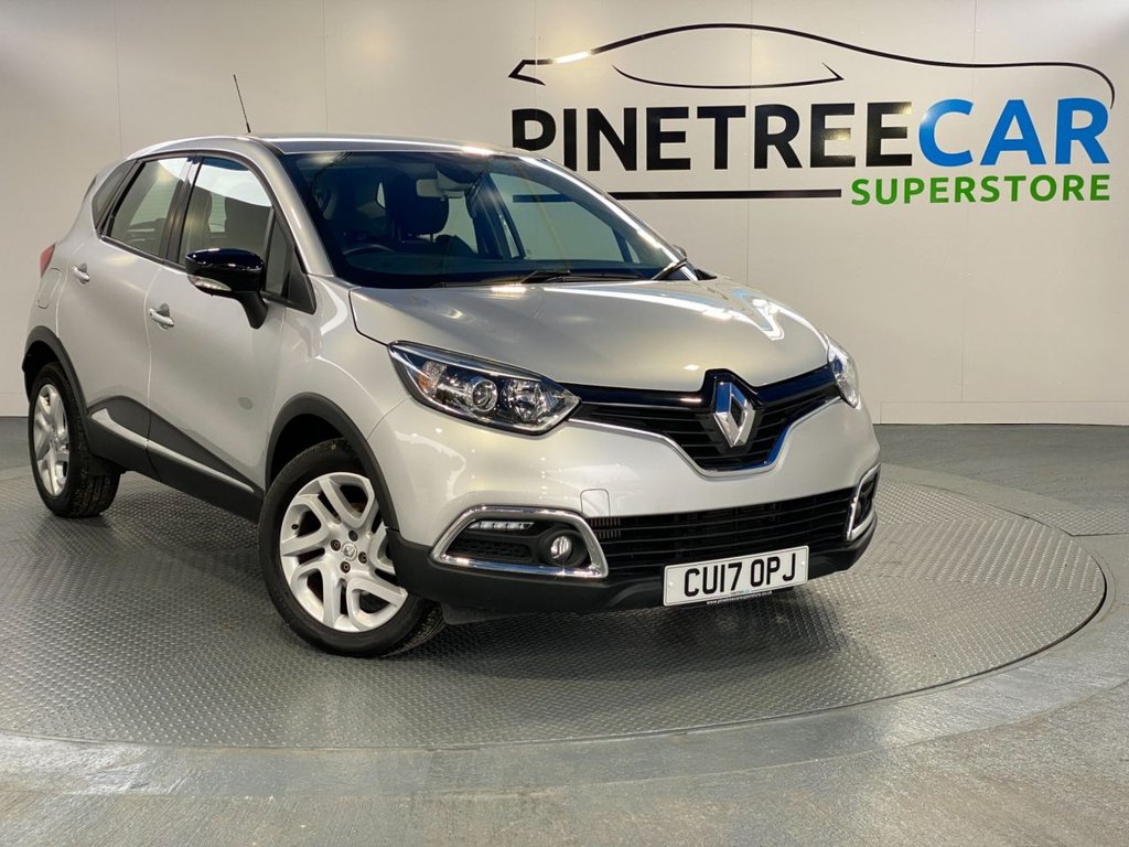 View our RENAULT CAPTUR