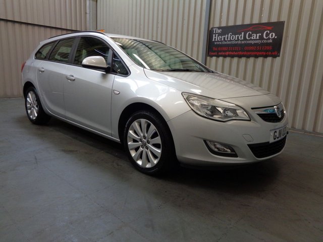 2011 11 Vauxhall Astra 1.6 EXCLUSIV 5d 113 BHP