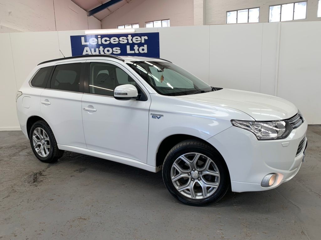 View our MITSUBISHI OUTLANDER