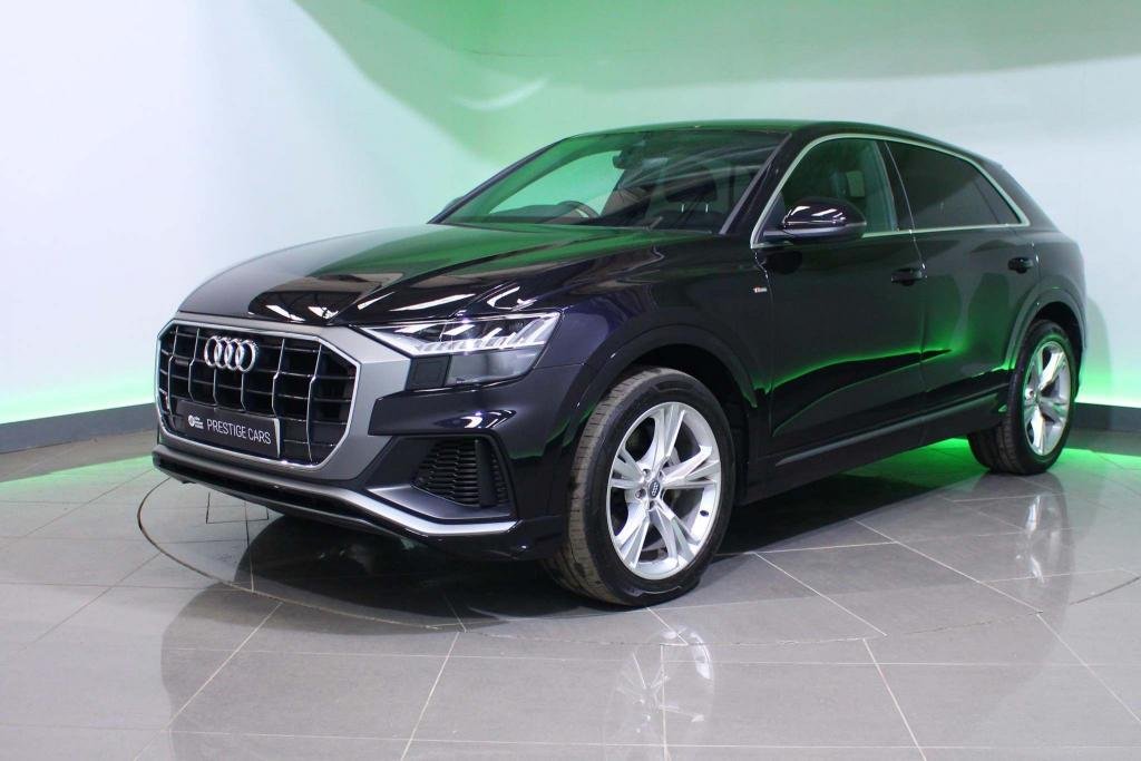 View our AUDI Q8