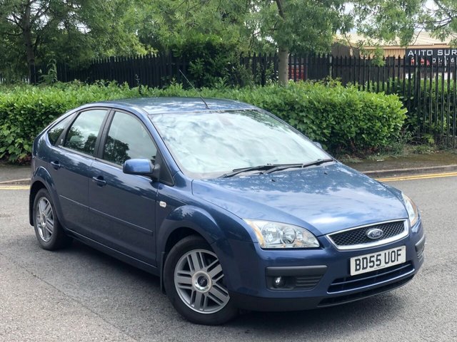 2005 55 Ford Focus 1.6L GHIA 16V 5d 116 BHP