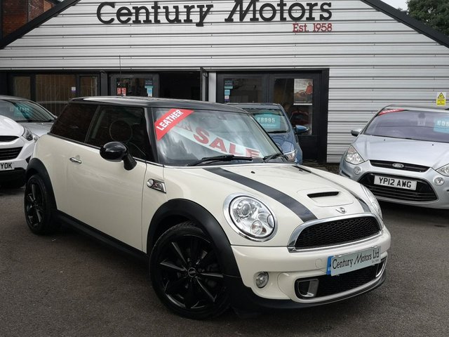 2013 63 MINI Hatch Cooper 2.0 SD COOPER 3dr - PANORAMIC ROOF