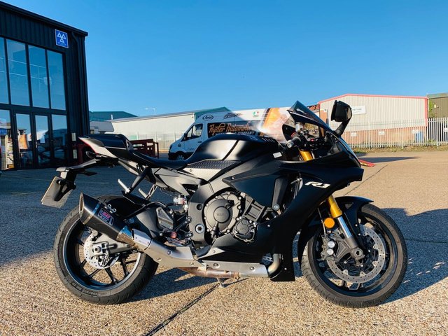 2018 18 Yamaha Yzf R1 MY17 