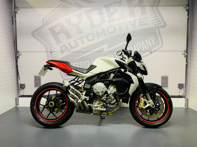2014 64 MV Agusta Brutale 800 