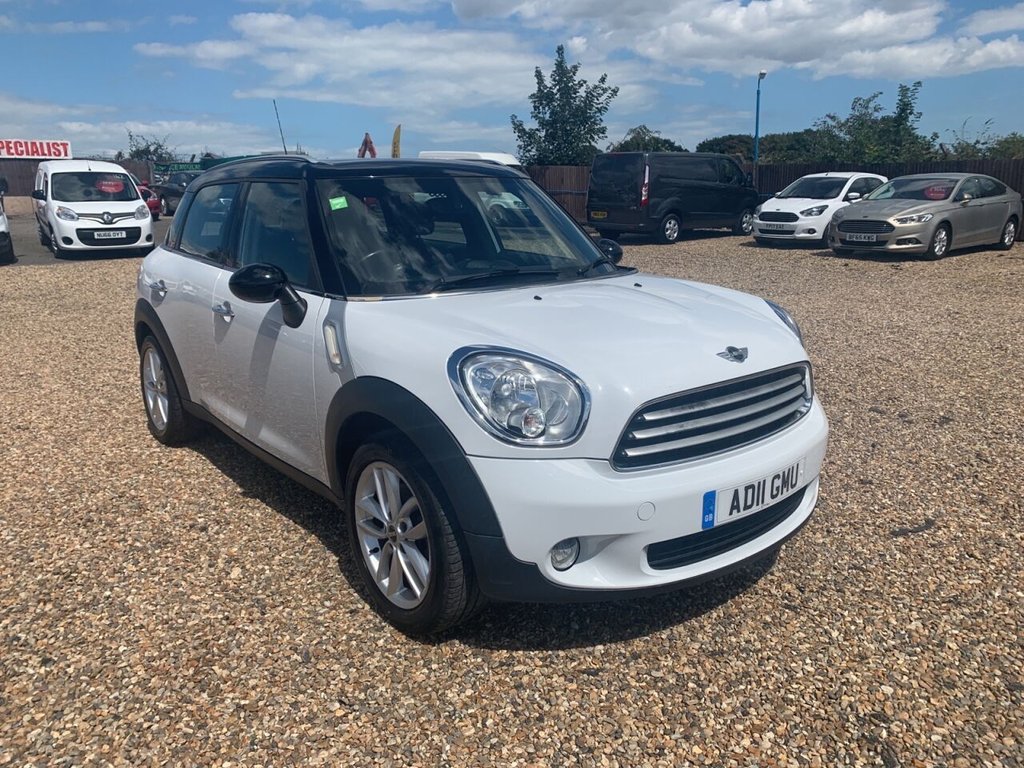 View our MINI COUNTRYMAN