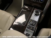 USED 2014 64 LAND ROVER RANGE ROVER VERY RARE WHITE RANGE ROVER 4.4 SDV8 AUTOBIOGRAPHY LWB LIMO FREE UK DELIVERY*VIDEO AVAILABLE* FINANCE ARRANGED* PART EX*HPI CLEAR