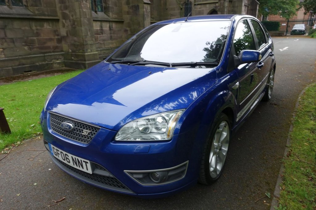 View our FORD FOCUS
