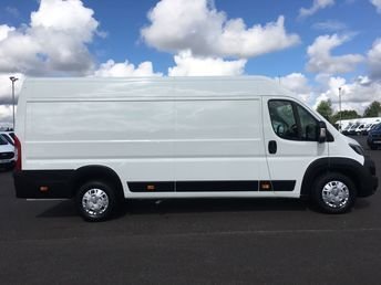 2019 19 Peugeot Boxer 2.0 BLUE HDI 435 L4H2 PROFESSIONAL EURO 6 SAT NAV