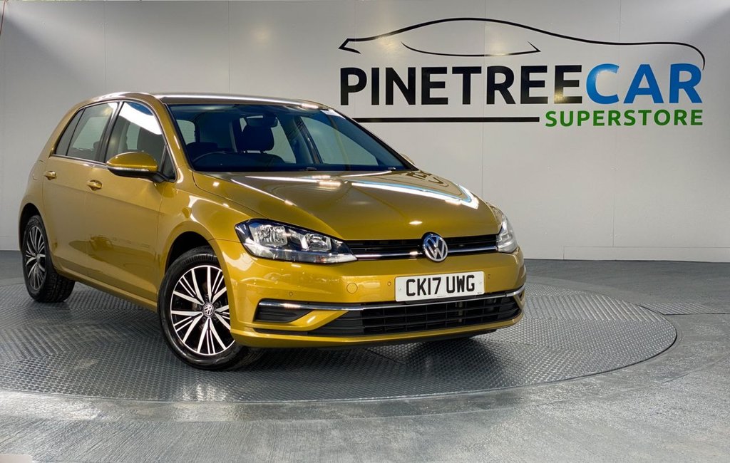 View our VOLKSWAGEN GOLF