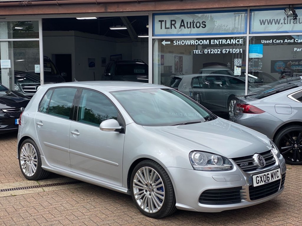 View our VOLKSWAGEN GOLF