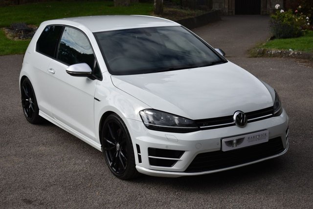2014 64 Volkswagen Golf 2.0 R DSG 3d 298 BHP