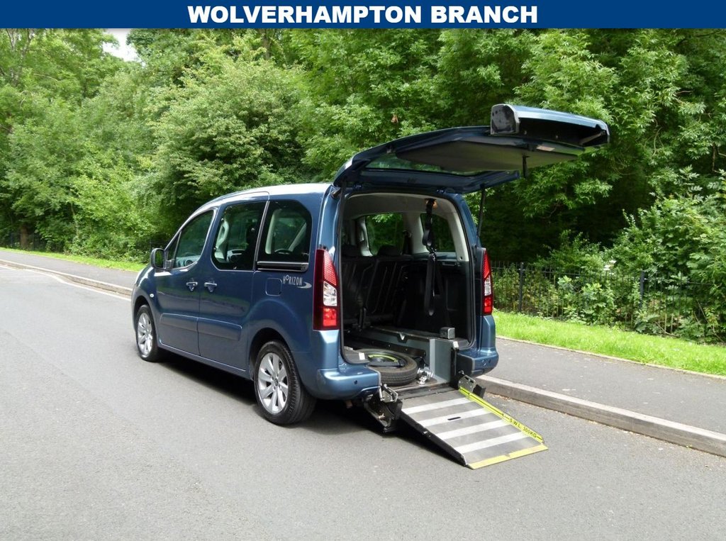 View our PEUGEOT PARTNER