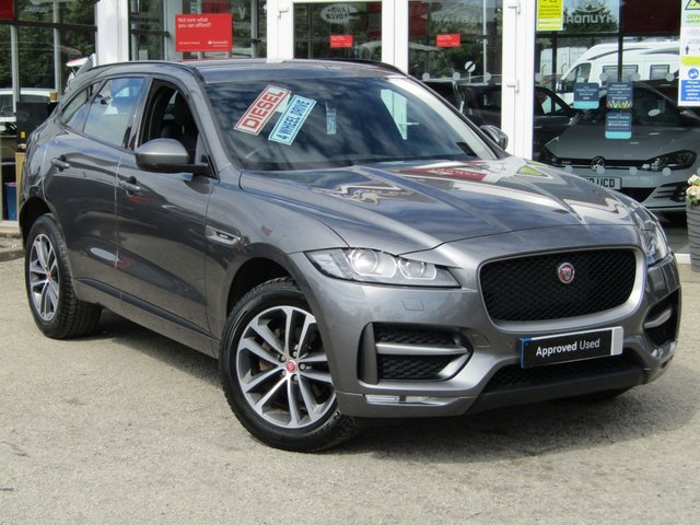 2017 17 Jaguar F-Pace 2.0 R-SPORT AWD 5d 178 BHP