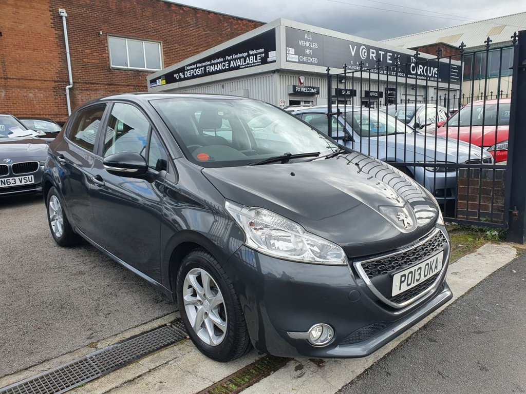 View our PEUGEOT 208