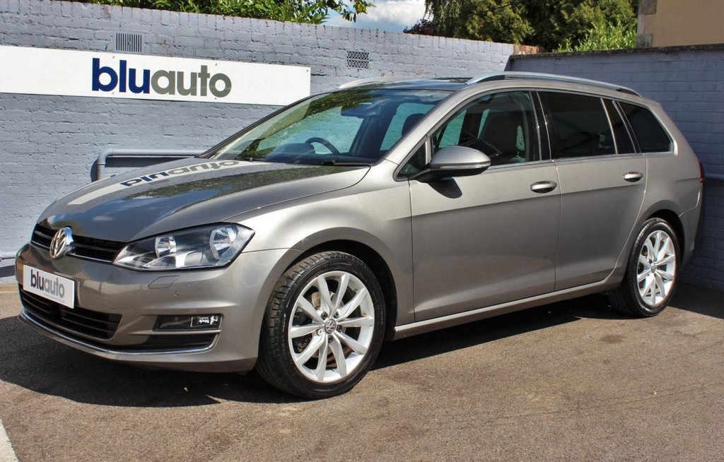 View our VOLKSWAGEN GOLF