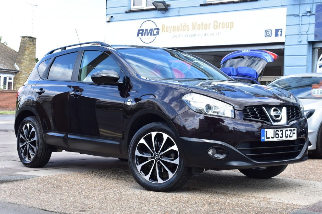 View our NISSAN QASHQAI