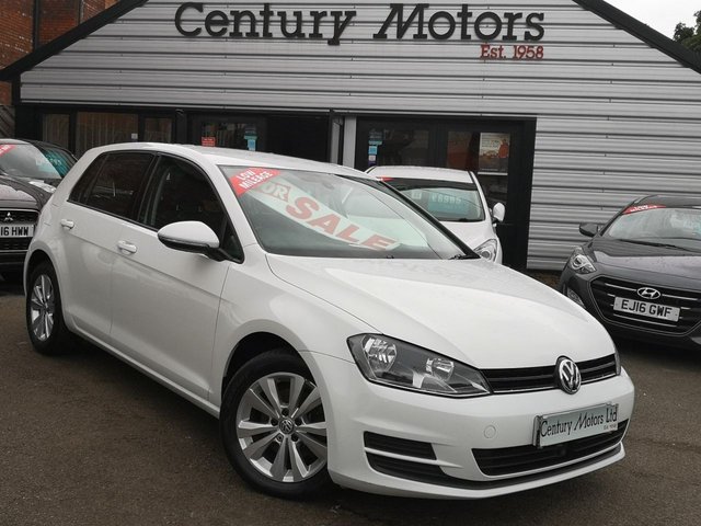 2013 63 Volkswagen Golf 1.6 TDI SE BlueTech 5d - FREE TAX