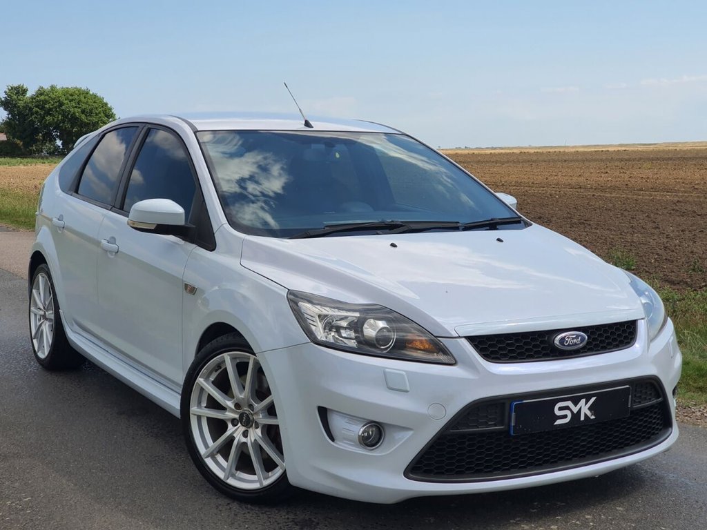 View our FORD FOCUS