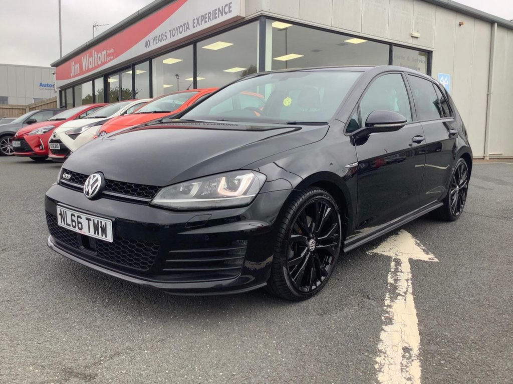 View our VOLKSWAGEN GOLF