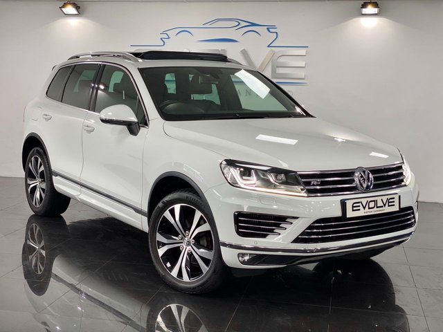 2015 15 Volkswagen Touareg 3.0 V6 R-LINE TDI BLUEMOTION TECHNOLOGY 5d 259 BHP